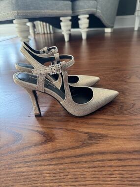 Kenneth Cole Champagne Metallic Pointed-Toe Slingback Heels